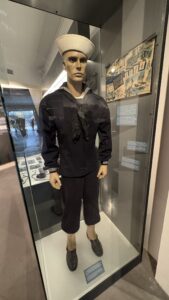B Utah Museum Navy 169x300